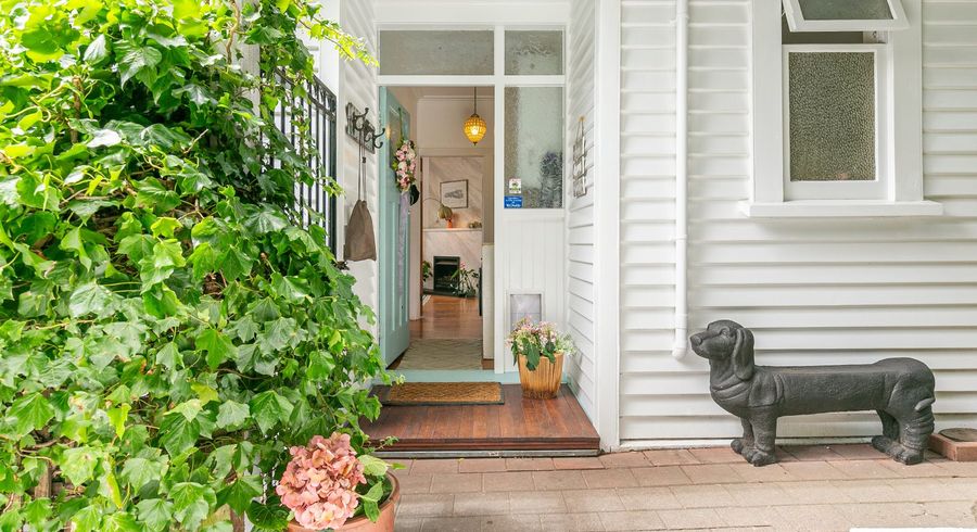  at 13 Hungerford Road, Lyall Bay, Wellington, Wellington