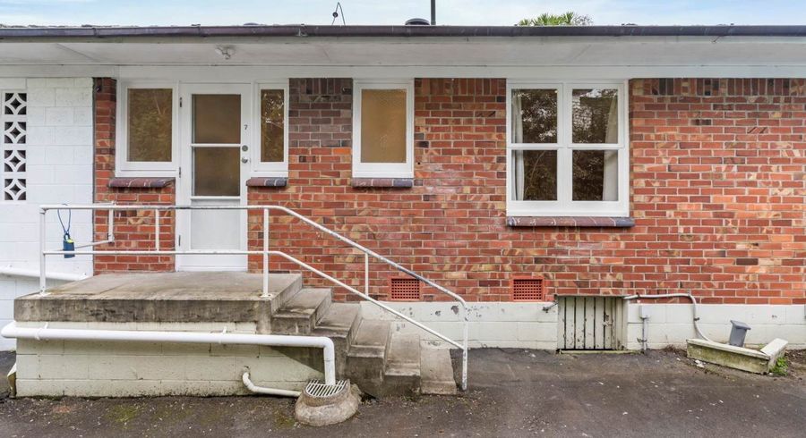  at 7/120 Nile Road, Milford, Auckland