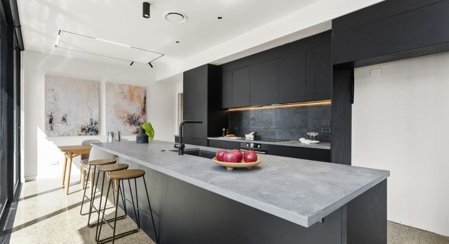  at 33 Chesterfield Avenue, Glendowie, Auckland City, Auckland