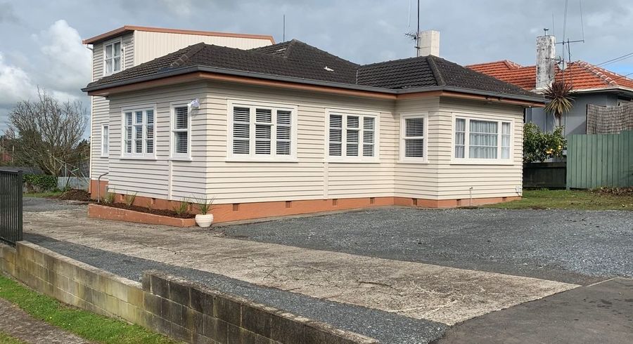 at 3 Mahoe Street - Room C, Melville, Hamilton, Waikato