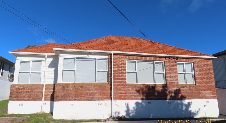  at 23 Blacklock Ave, Henderson, Waitakere City, Auckland