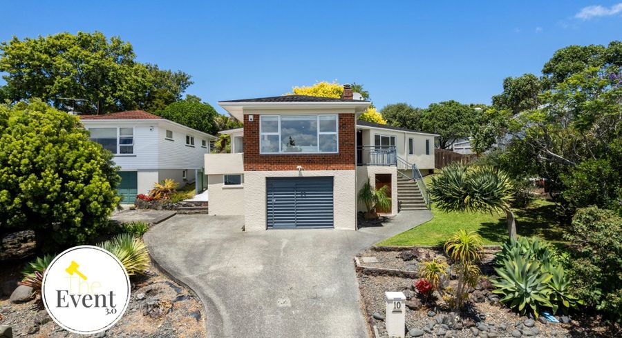  at 10 Alton Avenue, Hillcrest, Auckland