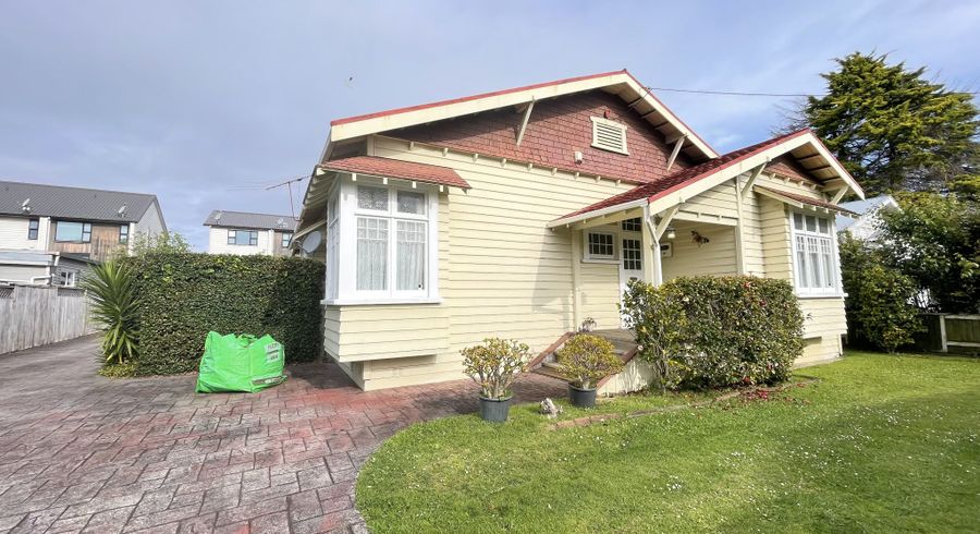 at 82 Pah Road, Royal Oak, Auckland City, Auckland