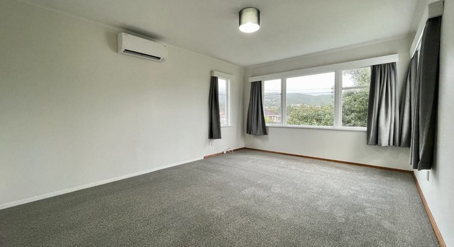  at 69 Taylor Terrace, Tawa, Wellington