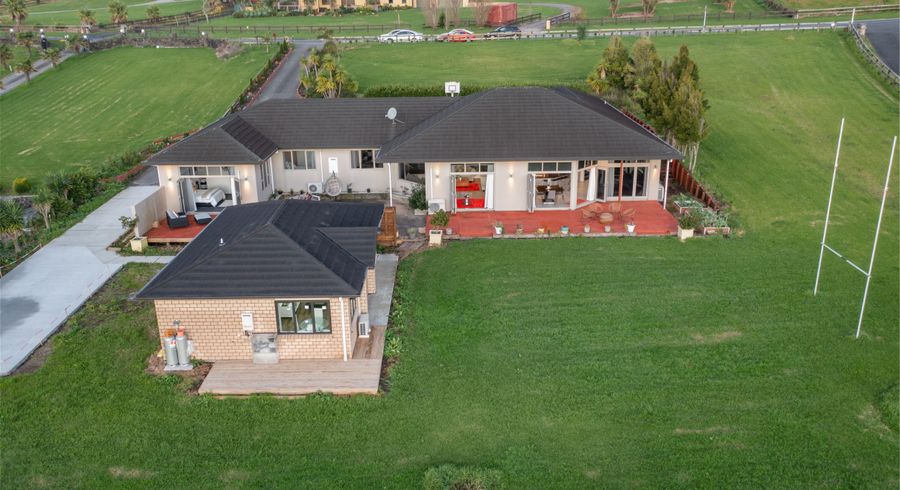  at 520 Redoubt Road, Flat Bush, Auckland