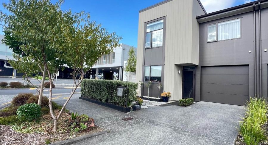  at 25 Horo Road, Flat Bush, Auckland