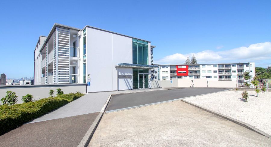  at B 304/130 Anzac Street, Takapuna, Auckland
