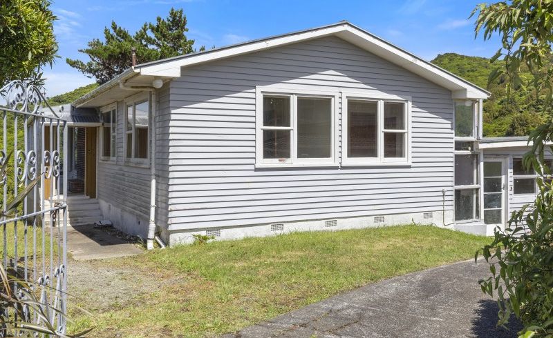  at 14 Maple Grove, Maungaraki, Lower Hutt