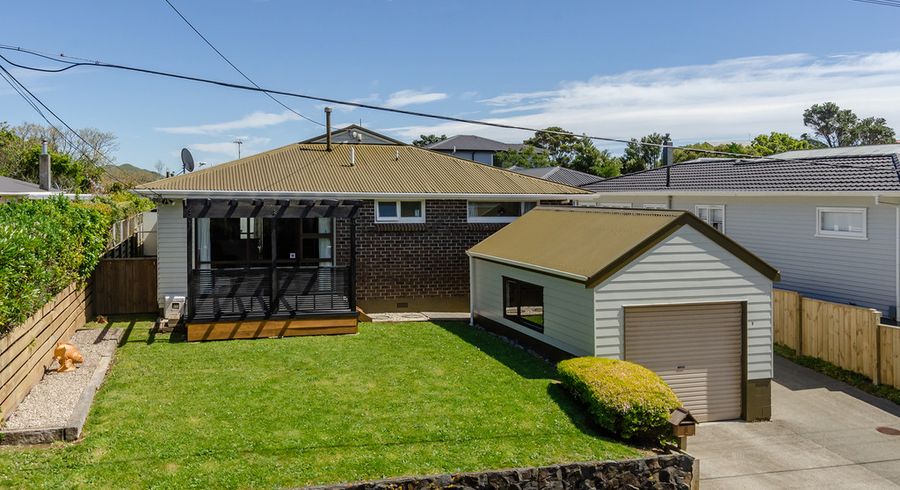  at 9 Pinkerton Grove, Newlands, Wellington
