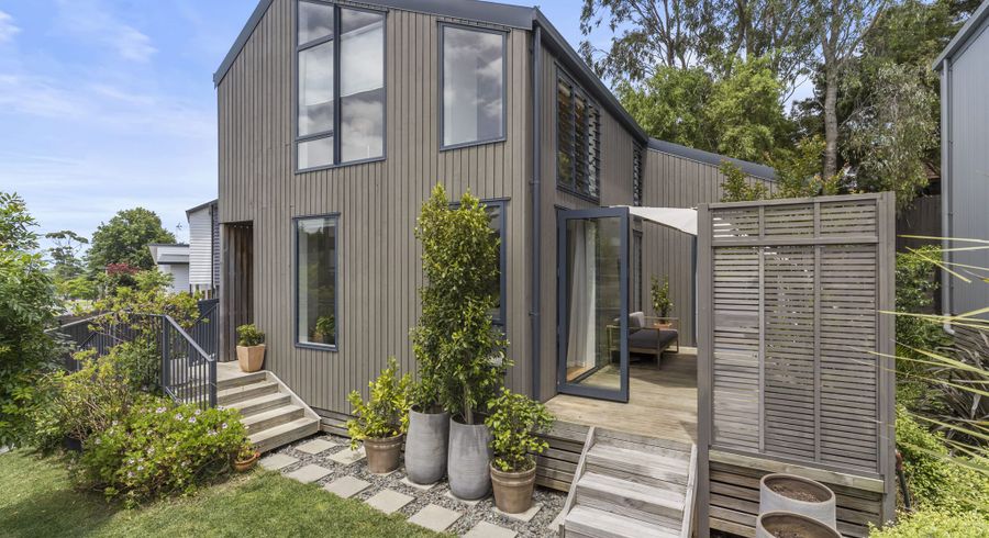  at 12D Hurstwood Place, Glen Innes, Auckland