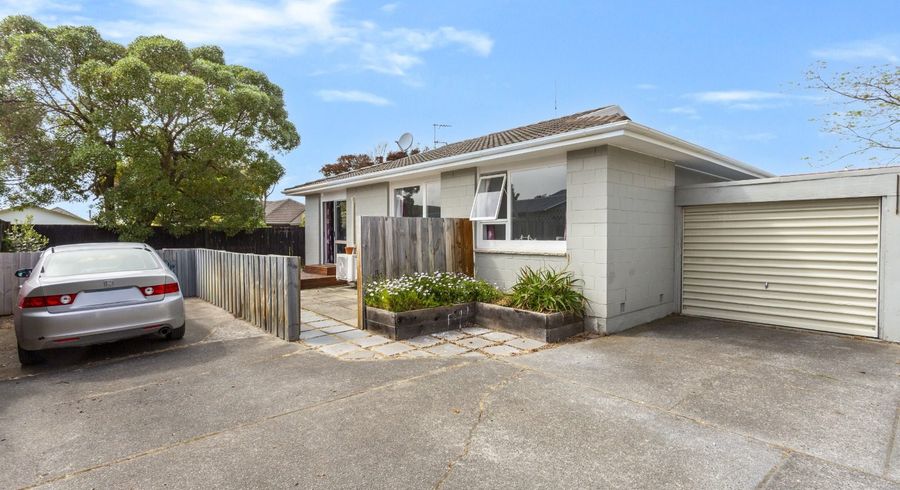  at 2/15a Marriotts Road , North New Brighton, Christchurch City, Canterbury