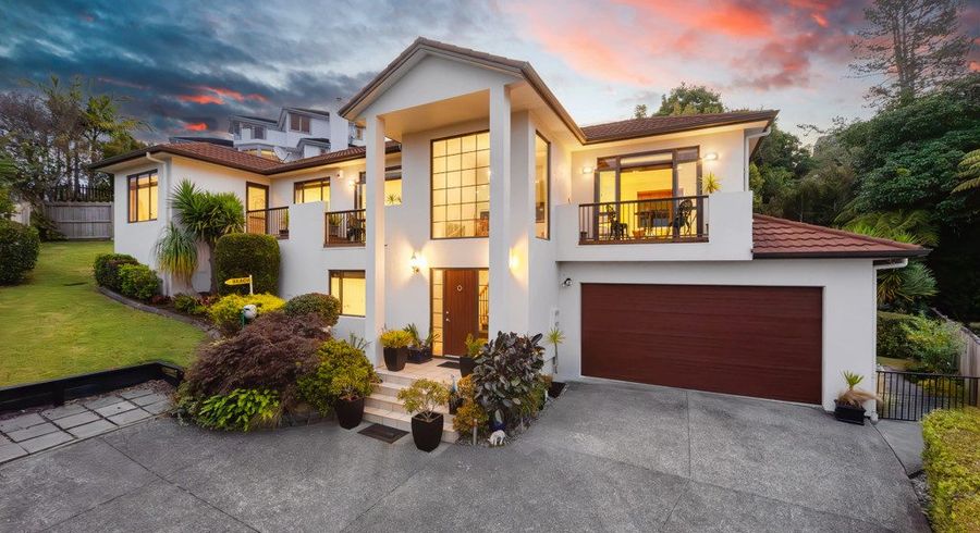  at 36 Woodridge Avenue, Northcross, Auckland