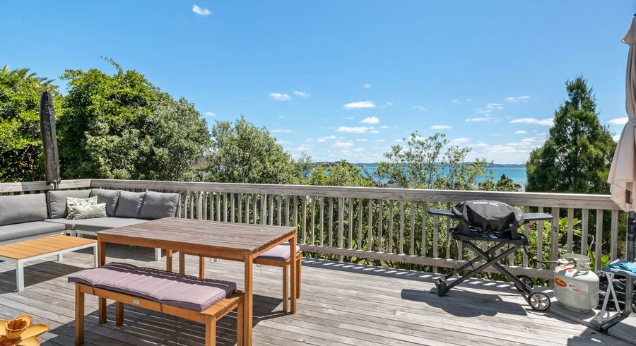 at 966B Whangaparaoa Road, Manly, Whangaparaoa