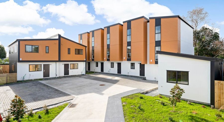 at 6/10 Orchid Place, Te Atatu South, Waitakere City, Auckland