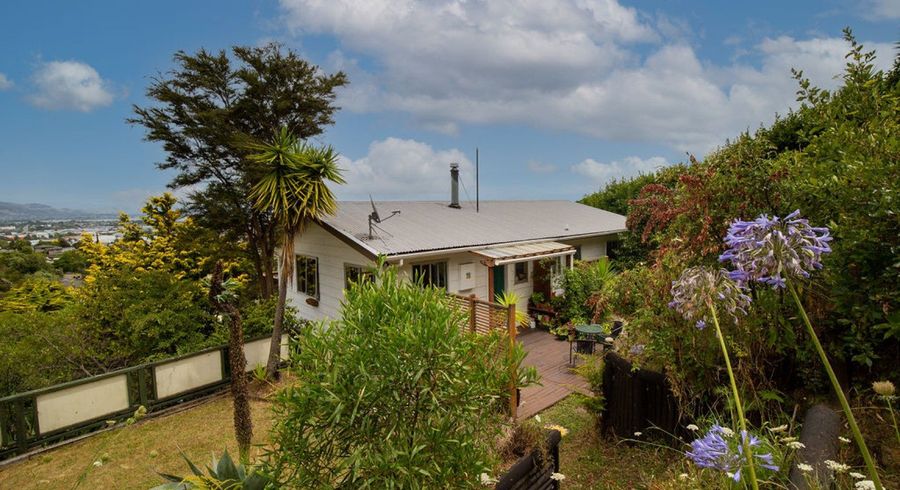  at 2/104 Tosswill Road, Tahunanui, Nelson, Nelson / Tasman