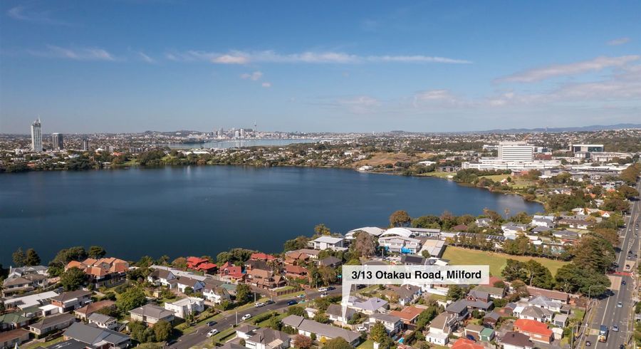 at 3/13 Otakau Road, Milford, Auckland