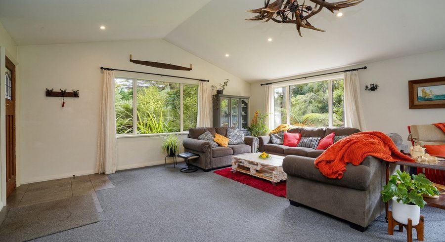  at 32 Rakiura Parade, Otatara