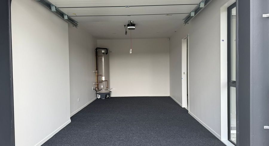  at 5/11 Sarona/11 Sarona Avenue, Glen Eden, Waitakere City, Auckland