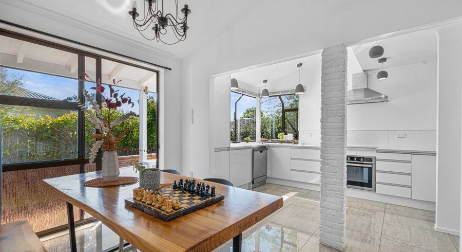  at 1/283 Royal Road, Massey, Auckland