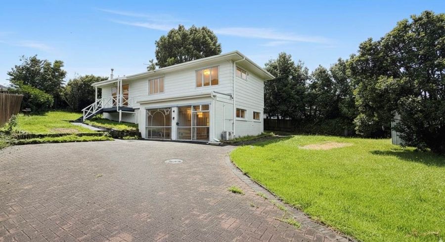  at 20 Charntay Avenue, Clover Park, Manukau City, Auckland