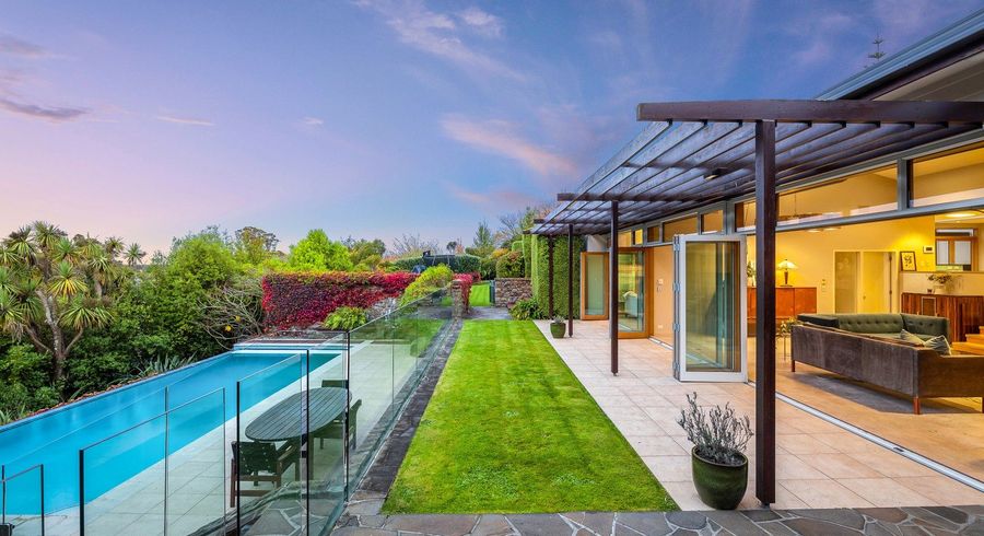  at 25 Hyndhope Road, Kennedys Bush, Christchurch