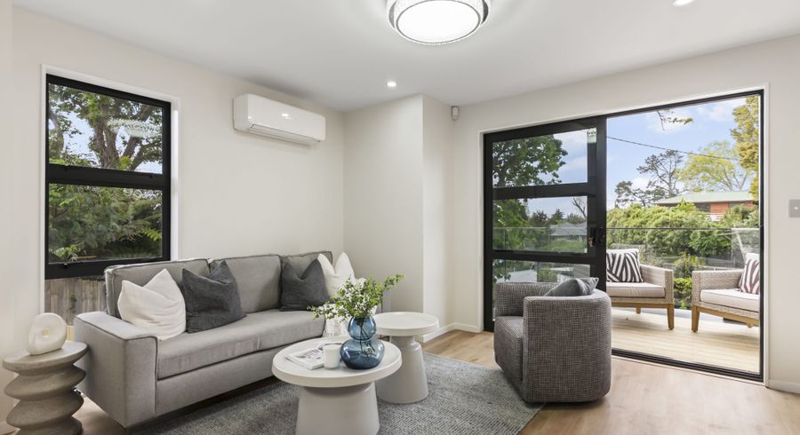  at 2/17B Eastglen Road, Glen Eden, Waitakere City, Auckland