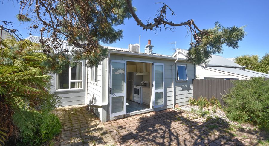  at 14 Peel Street, Mornington, Dunedin