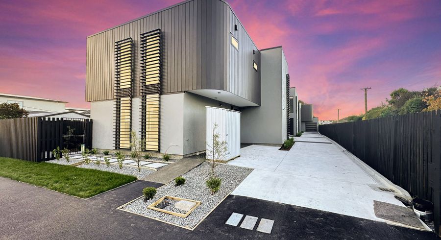  at 2/34 Vagues Road, Papanui, Christchurch City, Canterbury