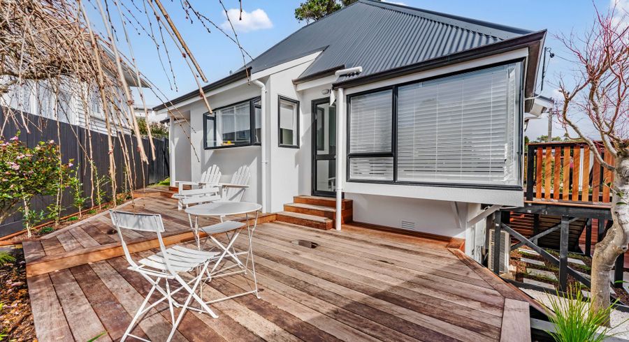  at 27A Comins Crescent, Mission Bay, Auckland City, Auckland