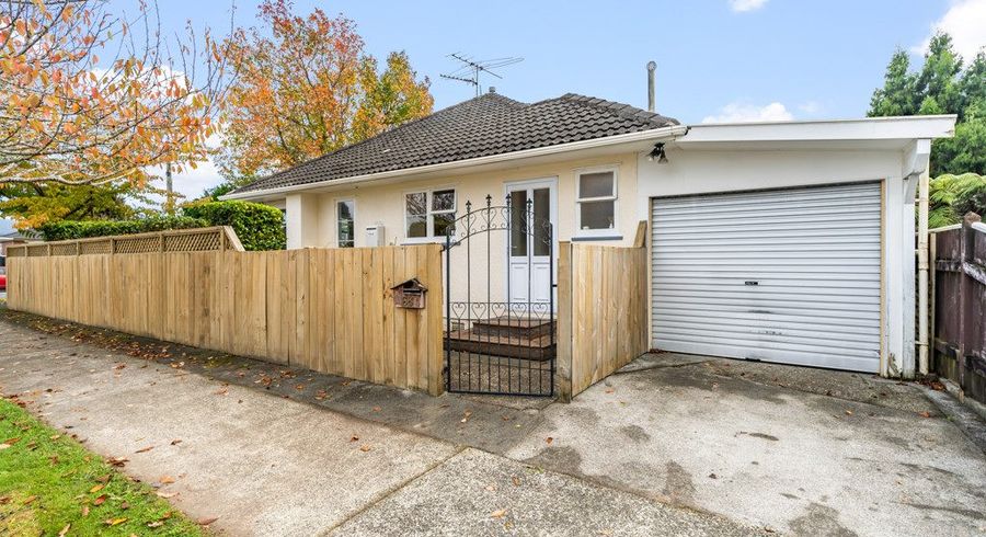  at 68A Pine Avenue, Ebdentown, Upper Hutt