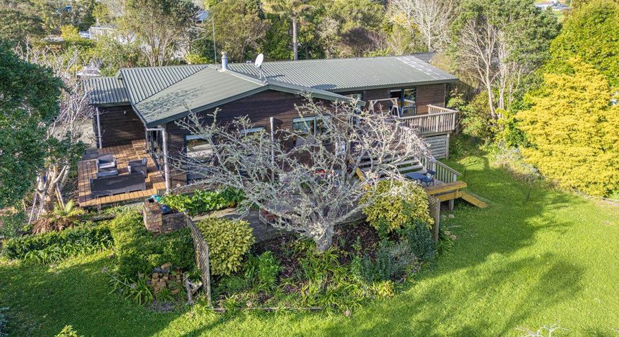  at 2 Hand Road, Helensville, Helensville