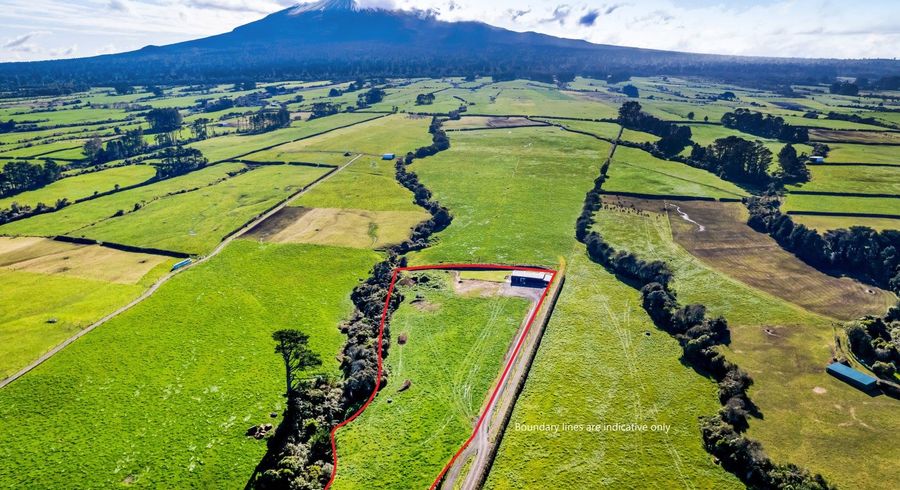  at 1592 Opunake Road, Mahoe, Stratford