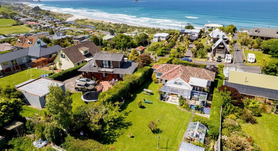  at 37 Bennett Road, Ocean View, Dunedin