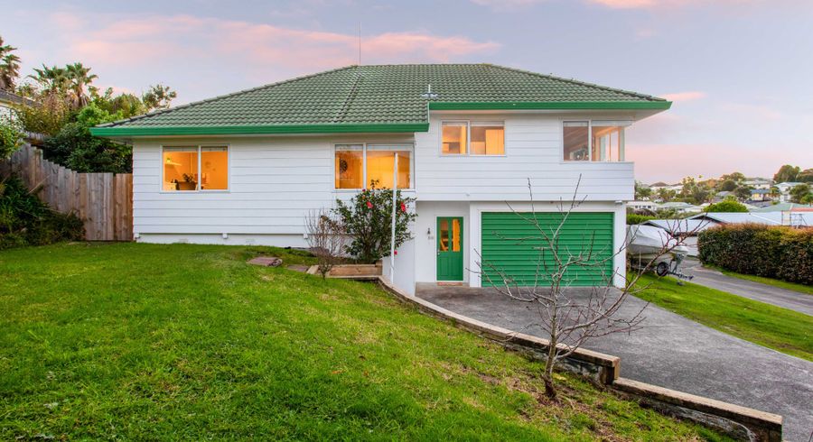  at 37 Charlotte Street, Stanmore Bay, Rodney, Auckland