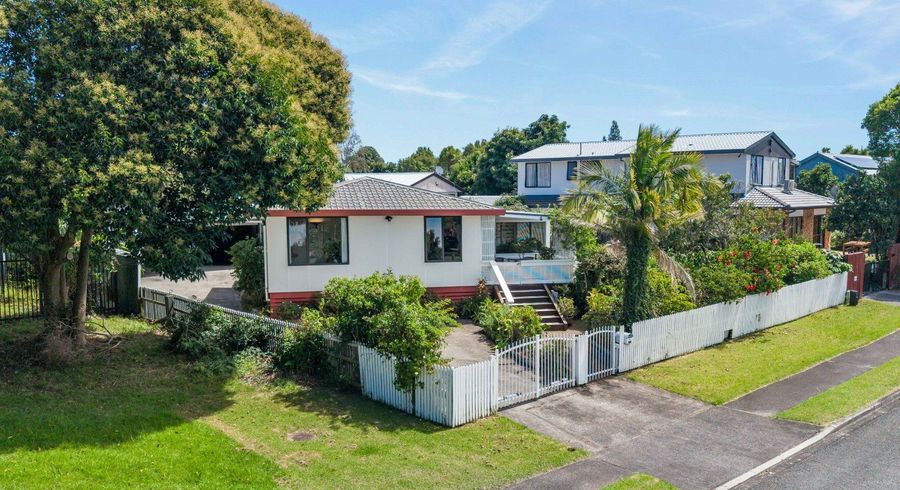  at 15 Marinich Drive, Ranui, Waitakere City, Auckland