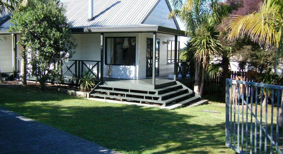  at 5 Sandgate Avenue, Botany Downs, Manukau City, Auckland