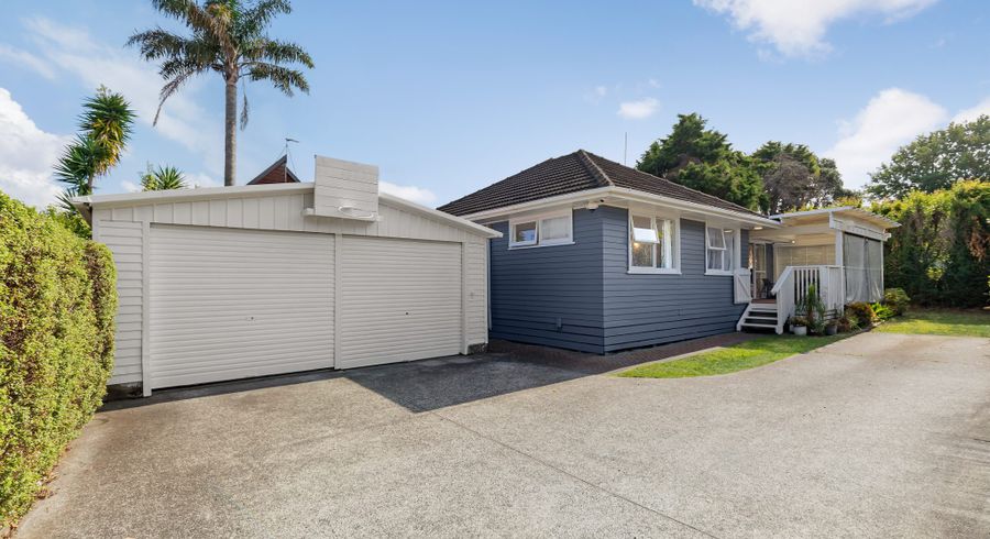 at 29A Rosalind Road, Glenfield, Auckland