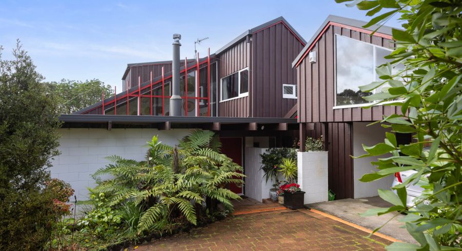  at 18 Miraka Place, Birkenhead, North Shore City, Auckland