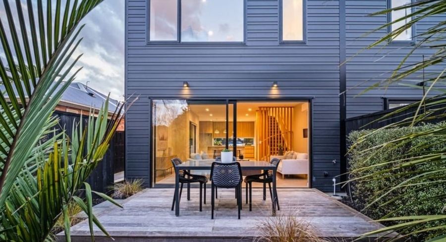  at 9B De Luen Street, Point Chevalier, Auckland City, Auckland
