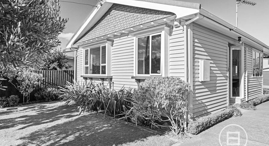  at 16 Dunn Street, Somerfield, Christchurch