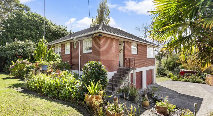  at 34 Lyndhurst Road, Te Atatu South, Auckland