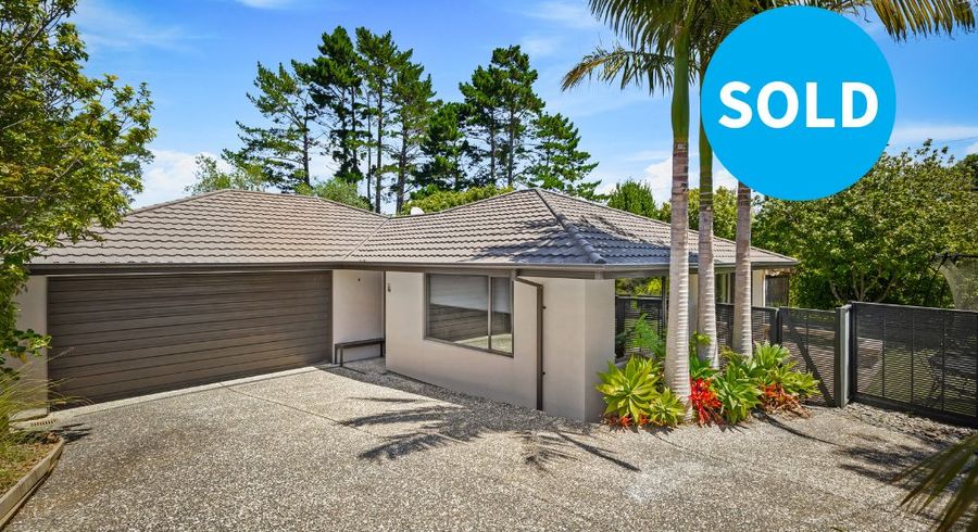  at 22 Admirals Court Drive, Greenhithe, Auckland