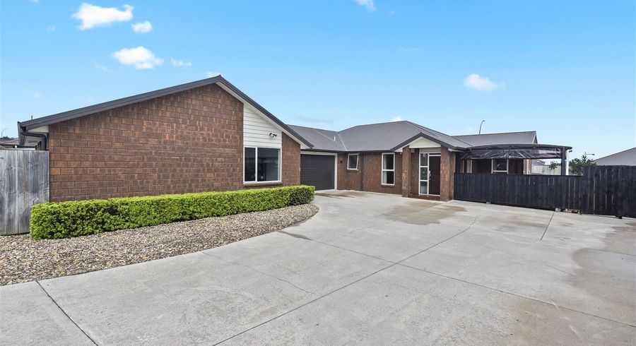  at 5 Te Ironui Place, Huntington, Hamilton