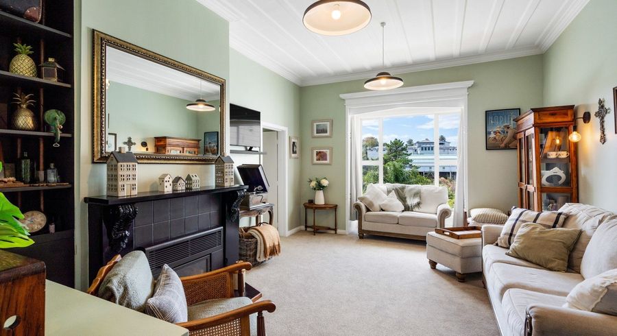  at 13 Roslyn Road, Bluff Hill, Napier, Hawke's Bay