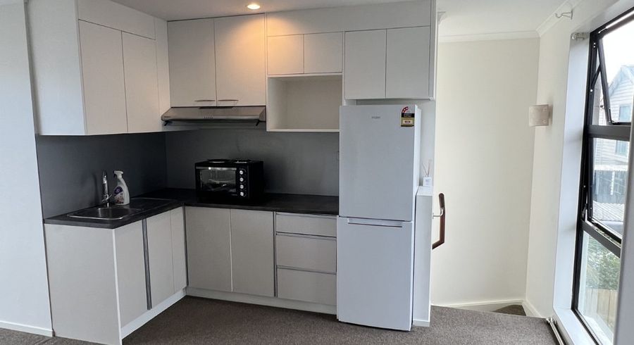  at 10b Mohua Avenue, Takanini, Papakura, Auckland