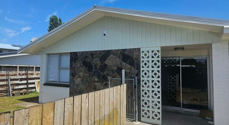  at 11 Blanes Road, Weymouth, Manukau City, Auckland