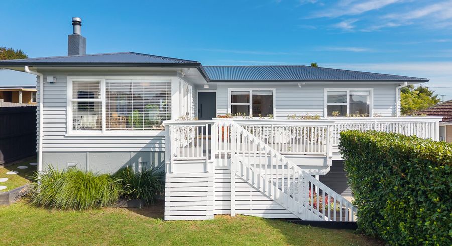  at 6 Japonica Drive, Beach Haven, North Shore City, Auckland