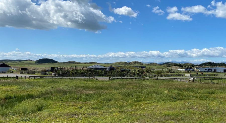  at 1215 Kanuka Drive, Waitarere Beach, Horowhenua, Manawatu / Whanganui