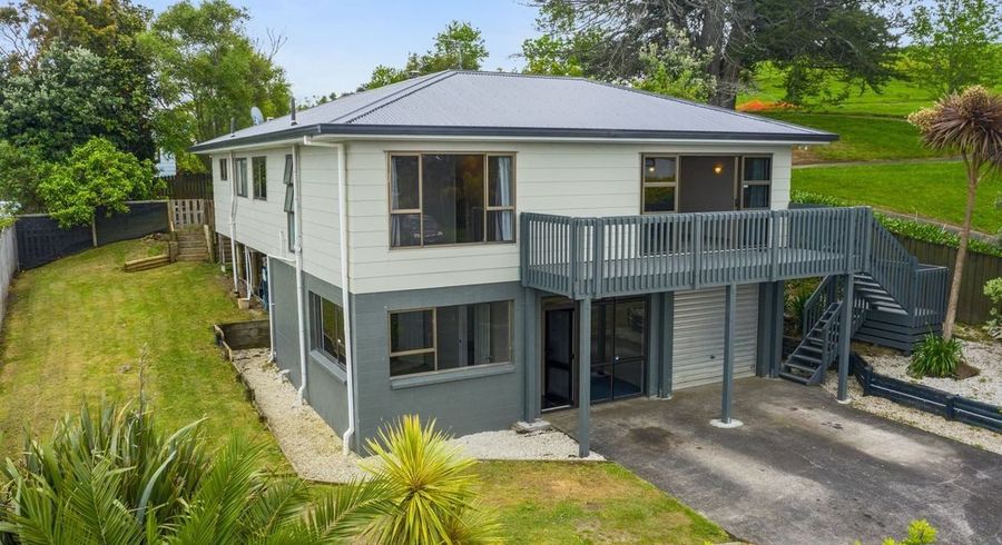  at 16 Sumich Place, West Harbour, Waitakere City, Auckland