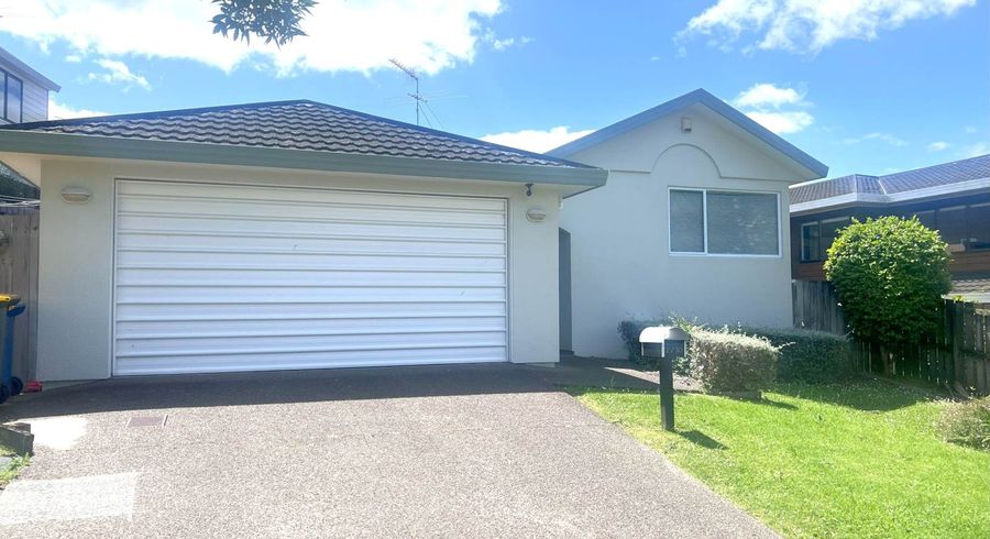  at 2 Westpark Drive, West Harbour, Auckland